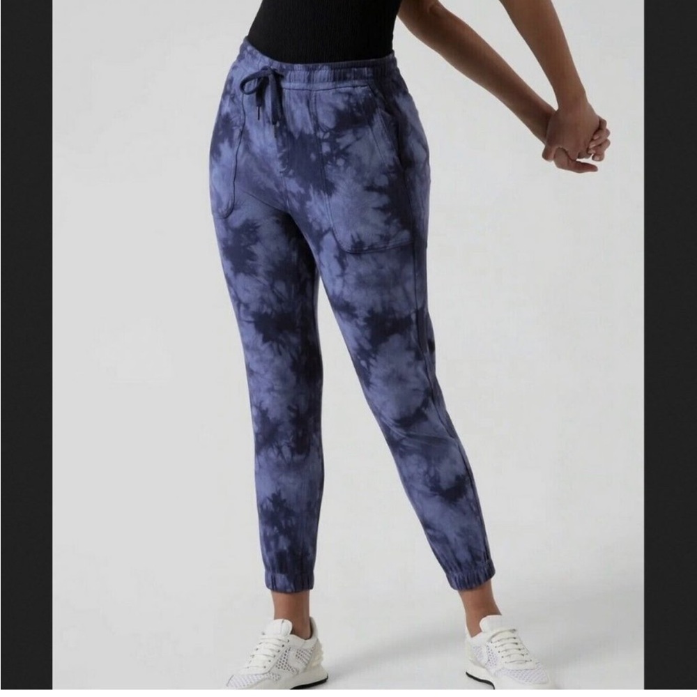 Athlete Farallon Blue Tie Dye Joggers‎